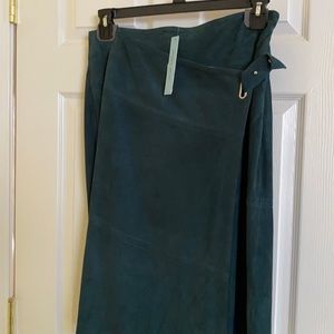 Antonio Melani green suede skirt NWT
